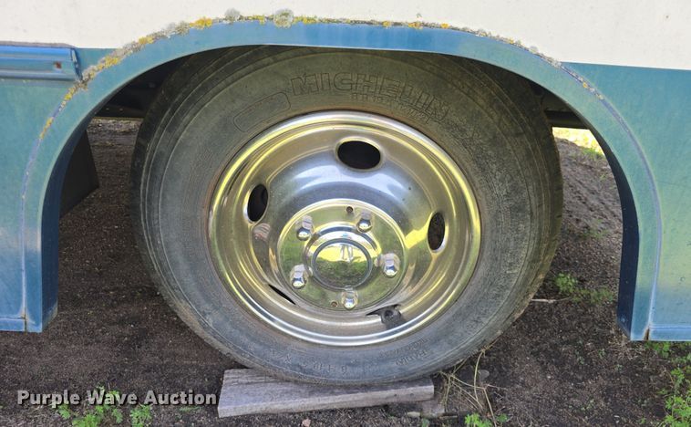 image for item DM1721 1996 Winnebago Brave RV