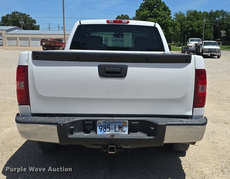 image for item DM1723 2011 Chevrolet  Silverado 1500 Ext. Cab pickup truck