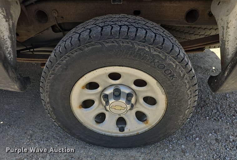 image for item DM1723 2011 Chevrolet  Silverado 1500 Ext. Cab pickup truck