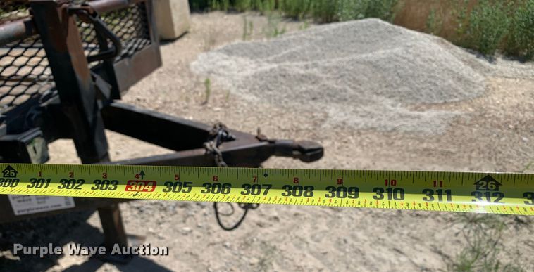 image for item DM7885 2003 Apache utility trailer