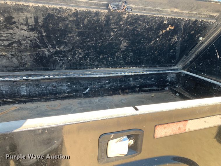 image for item DM7891 2015 Dodge Ram 5500HD Crew Cab flatbed truck