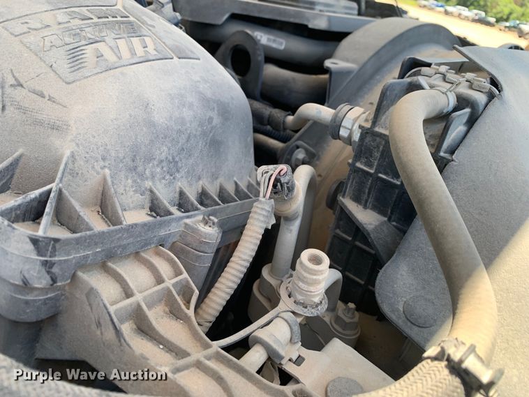 image for item DM7891 2015 Dodge Ram 5500HD Crew Cab flatbed truck