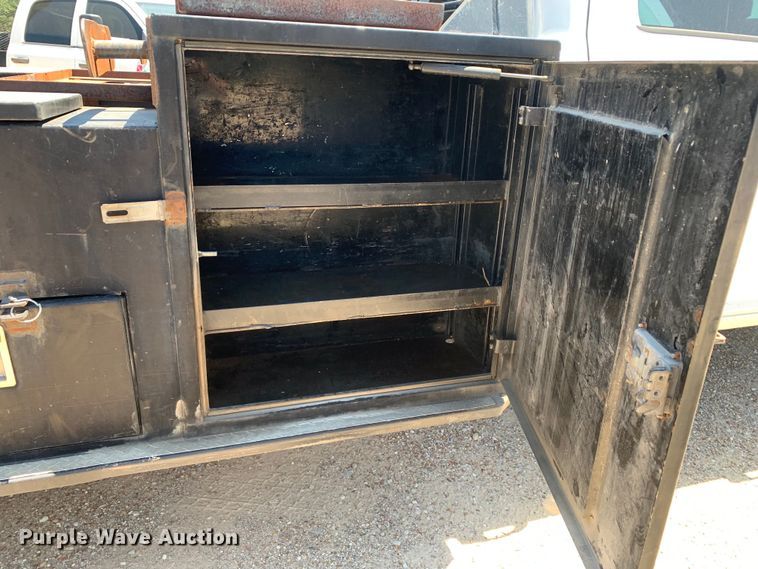 image for item DM7892 2012 Dodge Ram 5500HD Crew Cab flatbed truck