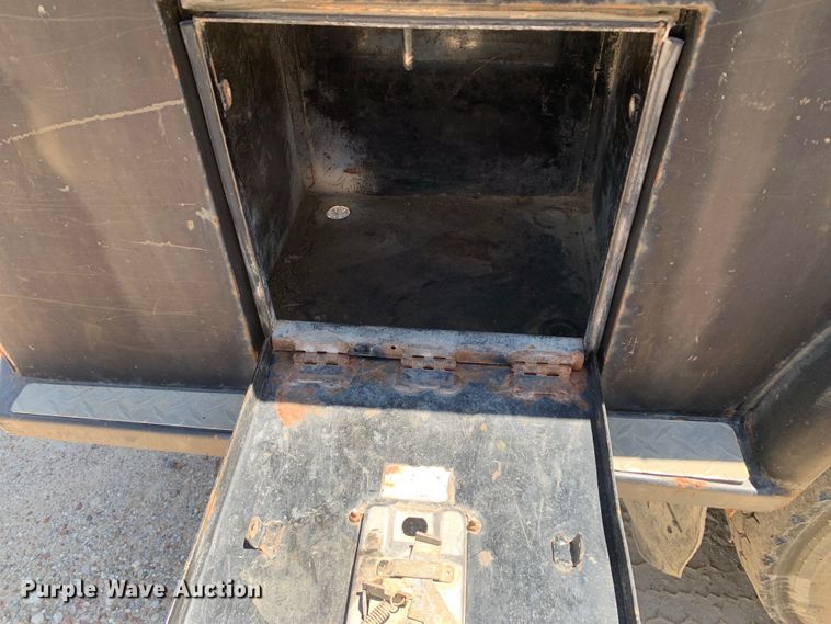 image for item DM7892 2012 Dodge Ram 5500HD Crew Cab flatbed truck