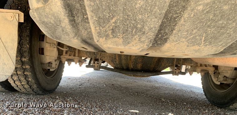 image for item DM7892 2012 Dodge Ram 5500HD Crew Cab flatbed truck