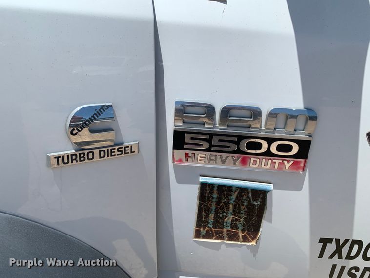 image for item DM7892 2012 Dodge Ram 5500HD Crew Cab flatbed truck