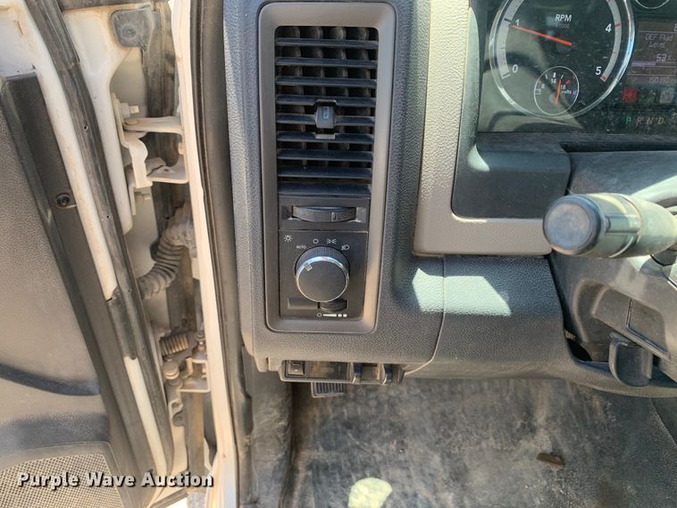 image for item DM7892 2012 Dodge Ram 5500HD Crew Cab flatbed truck