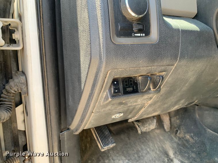 image for item DM7892 2012 Dodge Ram 5500HD Crew Cab flatbed truck