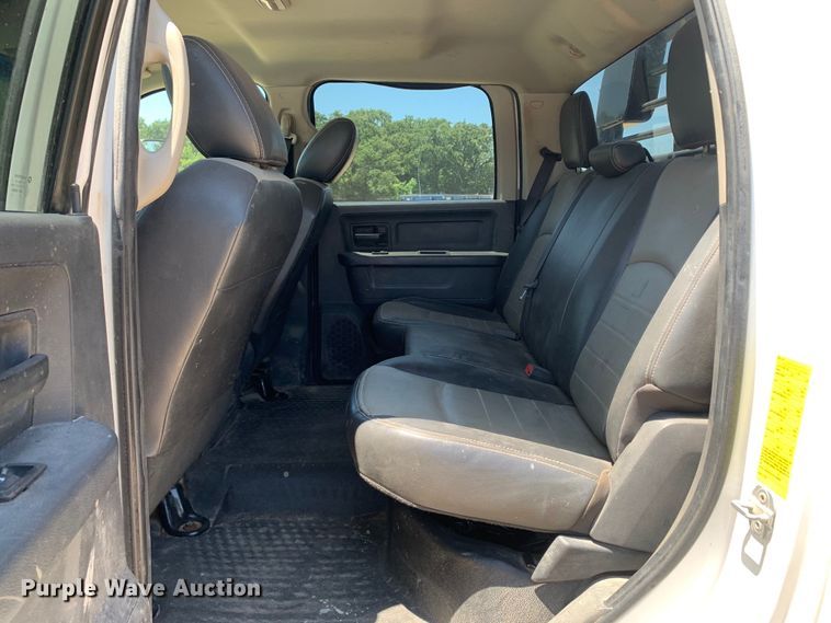 image for item DM7892 2012 Dodge Ram 5500HD Crew Cab flatbed truck