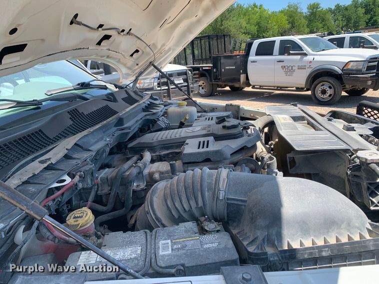 image for item DM7892 2012 Dodge Ram 5500HD Crew Cab flatbed truck