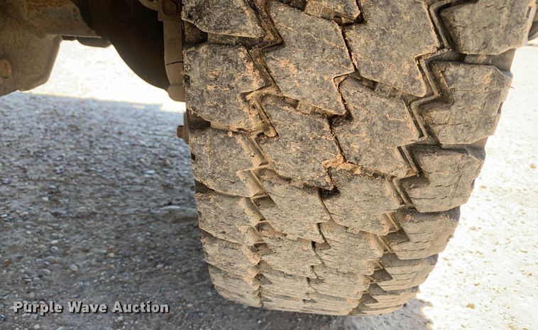 image for item DM7892 2012 Dodge Ram 5500HD Crew Cab flatbed truck