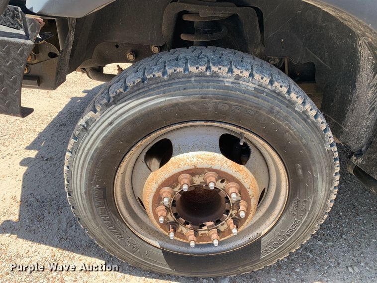 image for item DM7892 2012 Dodge Ram 5500HD Crew Cab flatbed truck