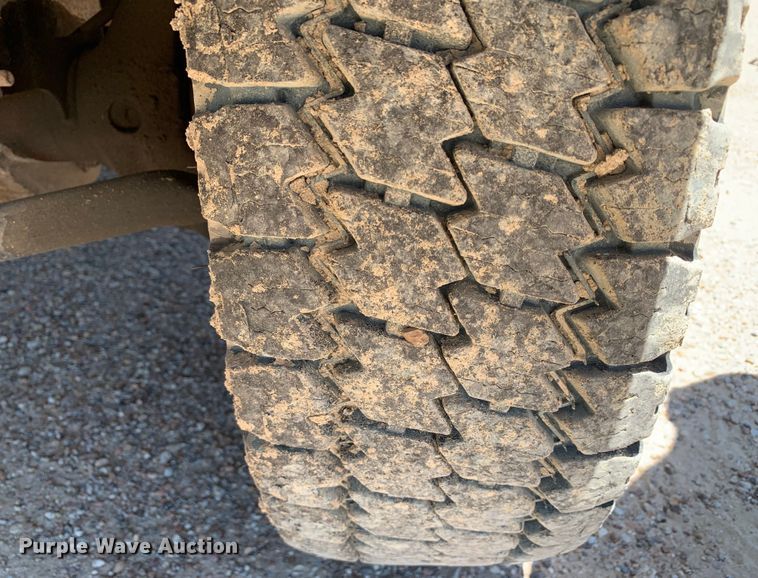 image for item DM7892 2012 Dodge Ram 5500HD Crew Cab flatbed truck