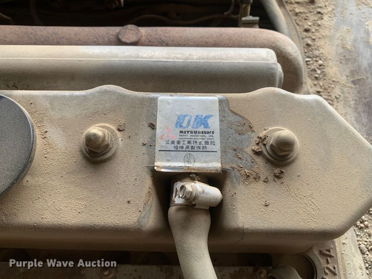 image for item DM7895 1994 Caterpillar DP40 forklift