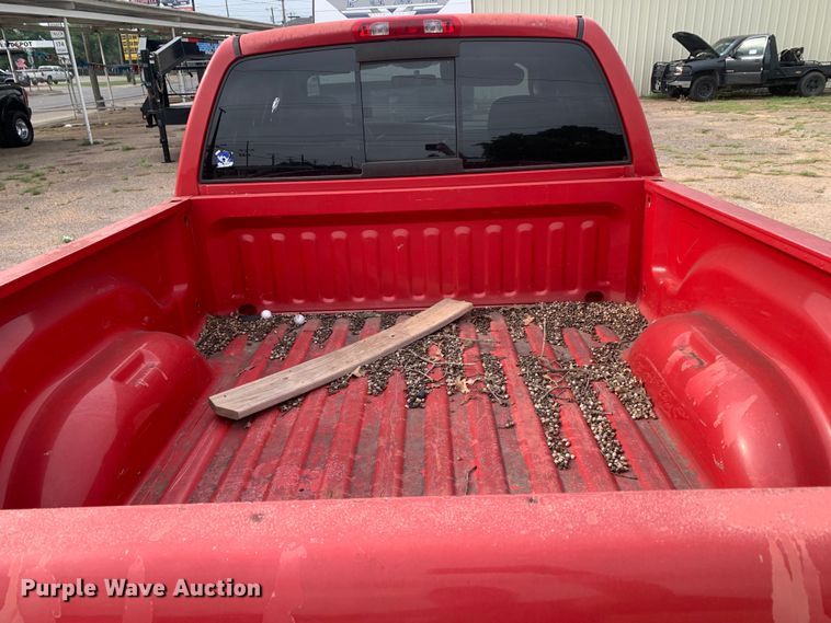 image for item DM7898 2004 Dodge Ram 1500 Quad Cab pickup truck