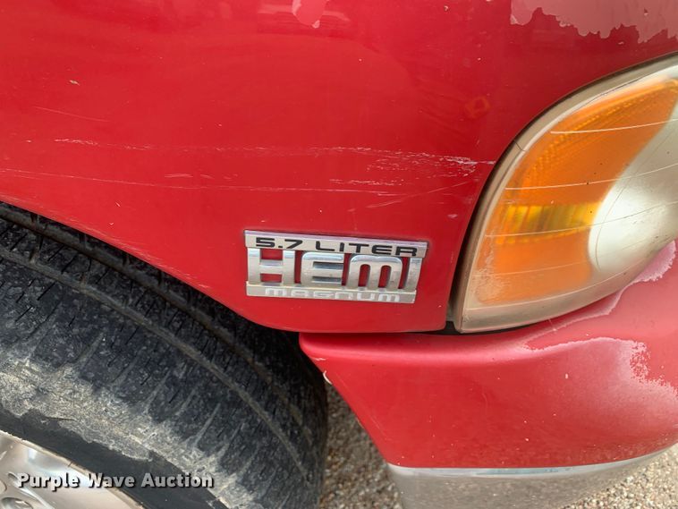 image for item DM7898 2004 Dodge Ram 1500 Quad Cab pickup truck