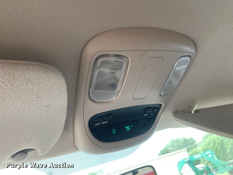 image for item DM7898 2004 Dodge Ram 1500 Quad Cab pickup truck