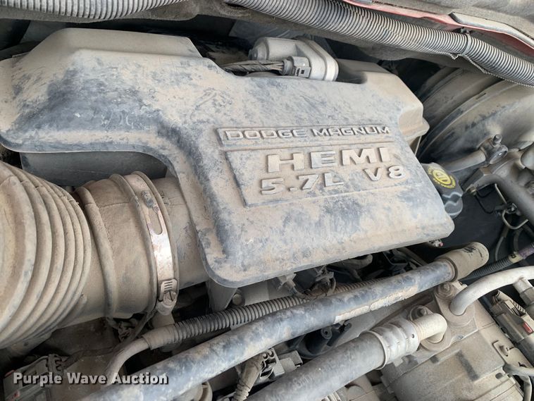 image for item DM7898 2004 Dodge Ram 1500 Quad Cab pickup truck