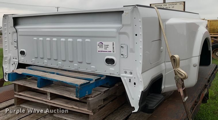 image for item DM7904 2024 Ford F350 pickup truck bed