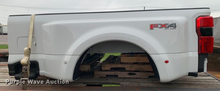 image for item DM7904 2024 Ford F350 pickup truck bed