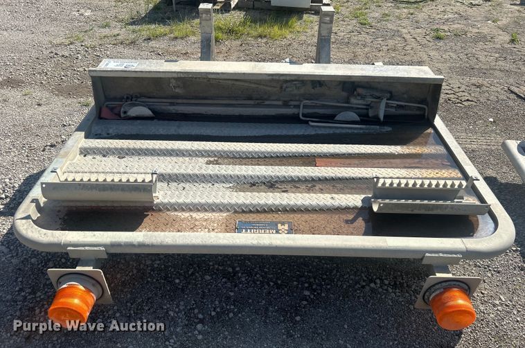 image for item DO6513 (2) Merritt aluminum headache racks