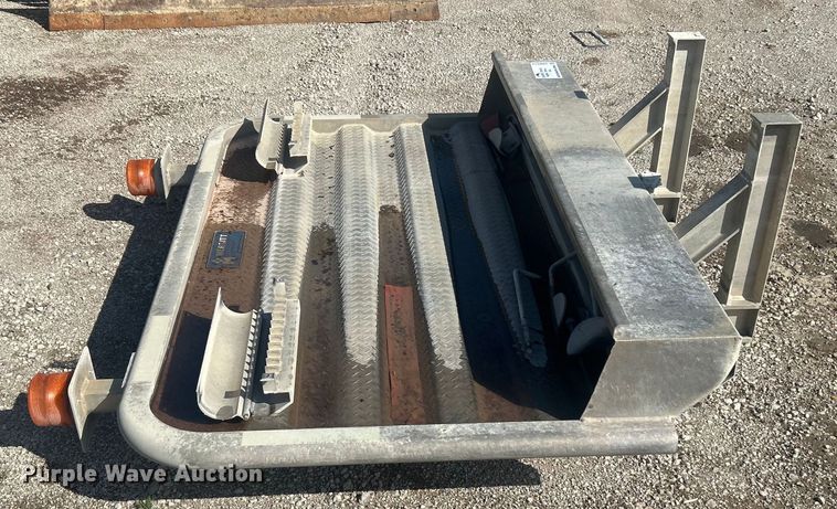 image for item DO6513 (2) Merritt aluminum headache racks