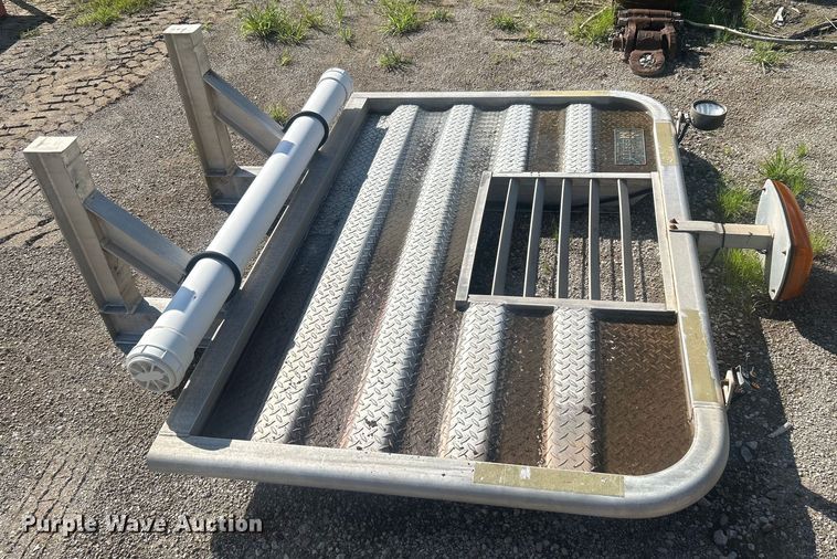 image for item DO6513 (2) Merritt aluminum headache racks