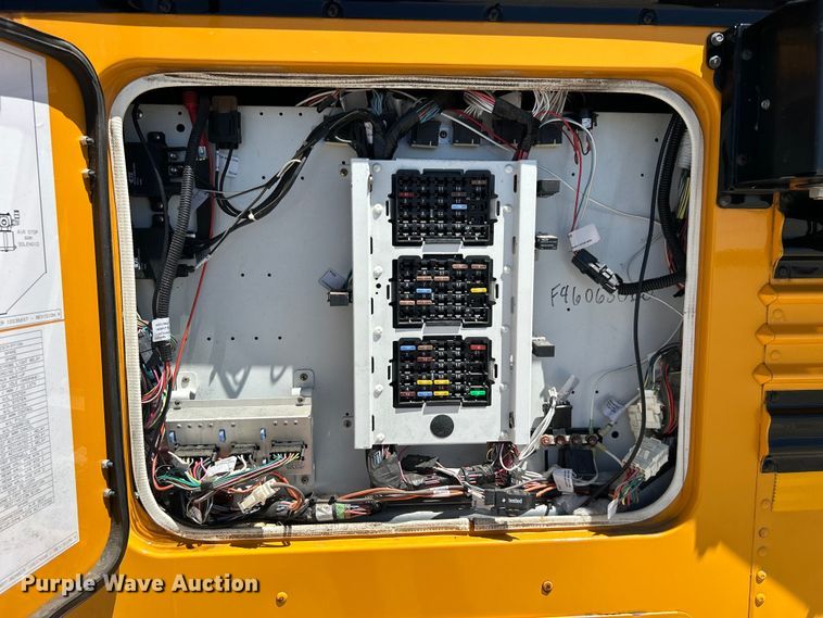 image for item DO6514 2016 Bluebird Vision school bus