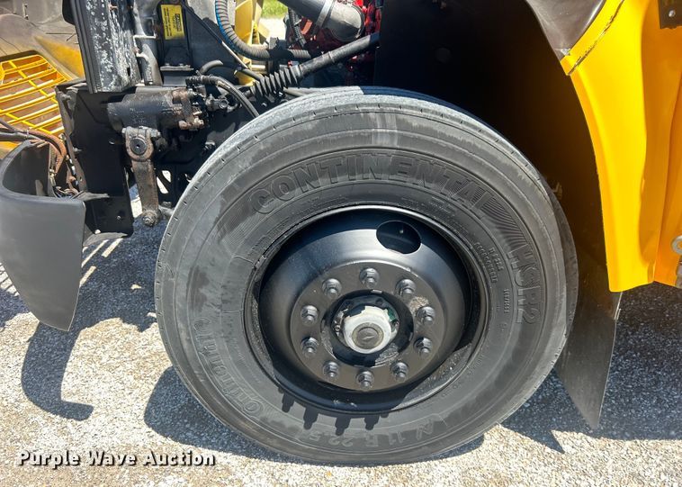 image for item DO6514 2016 Bluebird Vision school bus