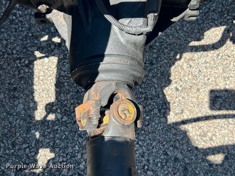 image for item DO6527 2013 Ford  F550 SuperCab truck cab and chassis