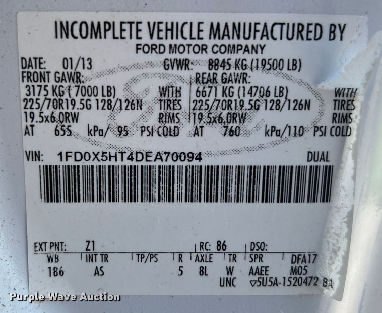 image for item DO6527 2013 Ford  F550 SuperCab truck cab and chassis