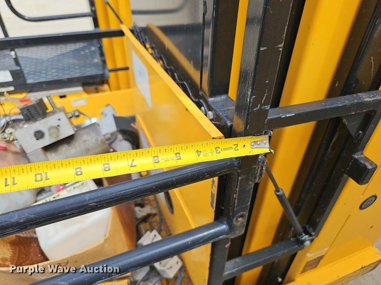 image for item DP0942 (5) Biljax ESP 19 vertical lifts
