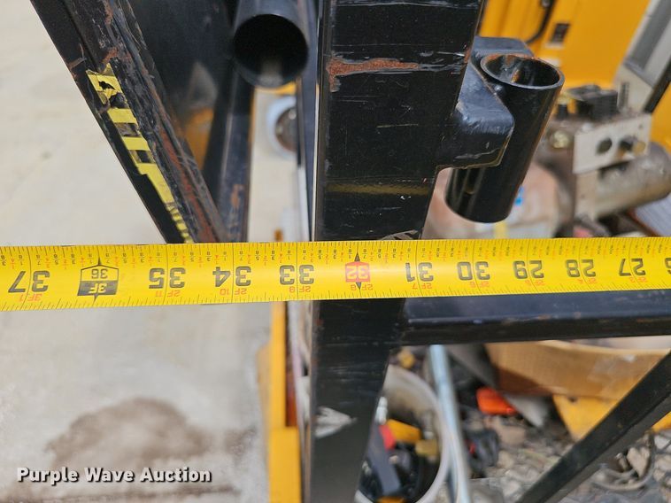 image for item DP0942 (5) Biljax ESP 19 vertical lifts