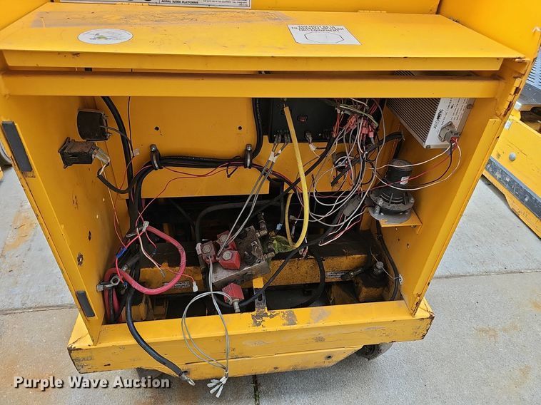 image for item DP0942 (5) Biljax ESP 19 vertical lifts