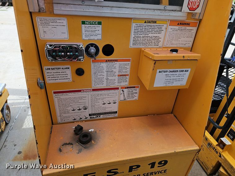 image for item DP0942 (5) Biljax ESP 19 vertical lifts