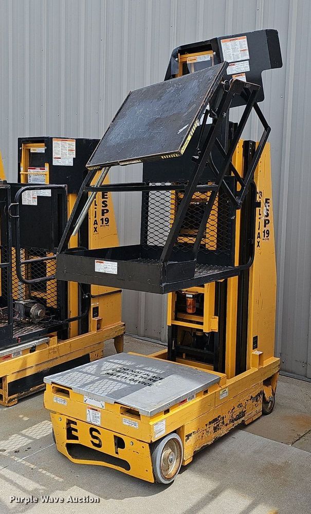 image for item DP0942 (5) Biljax ESP 19 vertical lifts