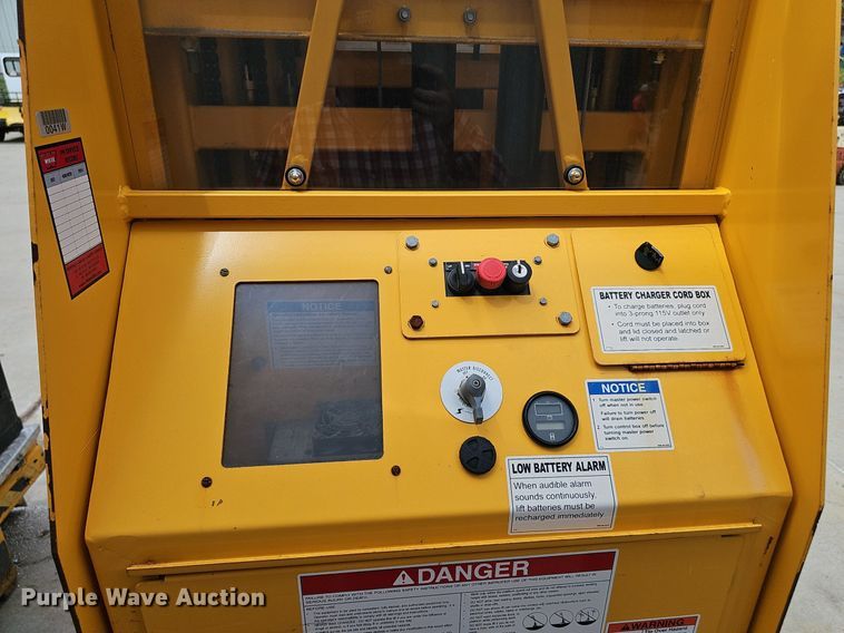 image for item DP0942 (5) Biljax ESP 19 vertical lifts