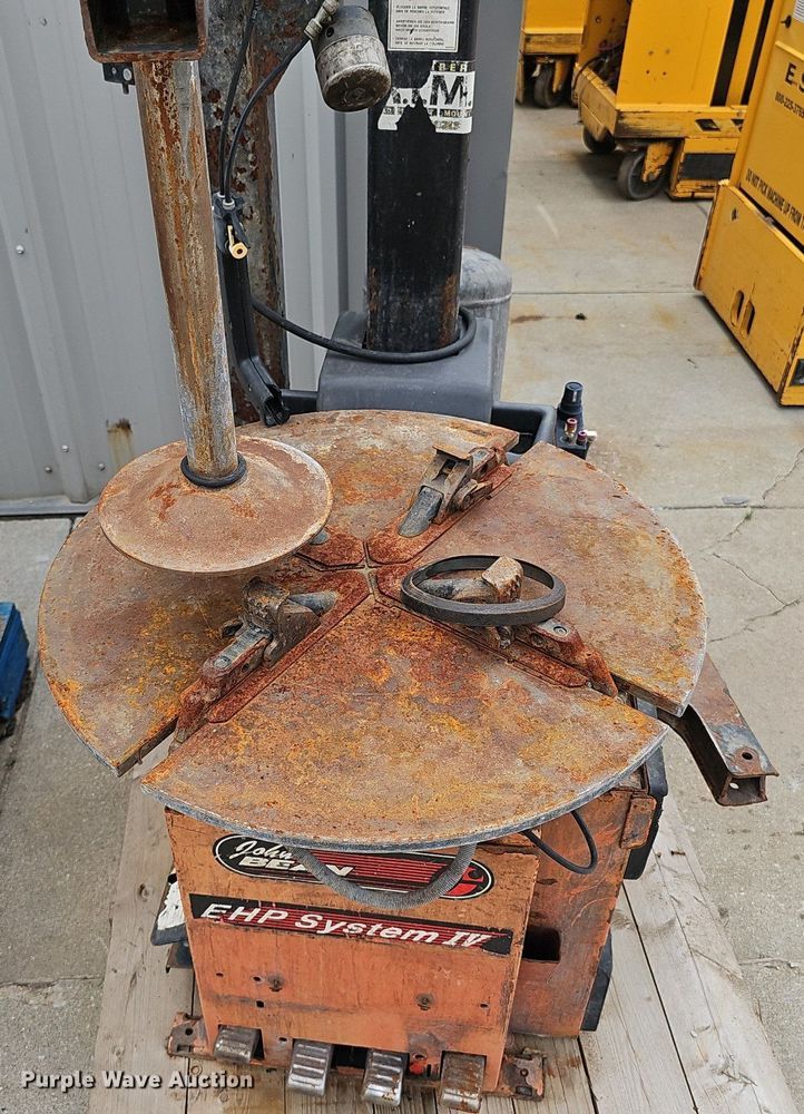 image for item DP0943 (5) tire machines