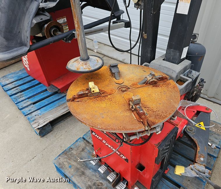 image for item DP0943 (5) tire machines