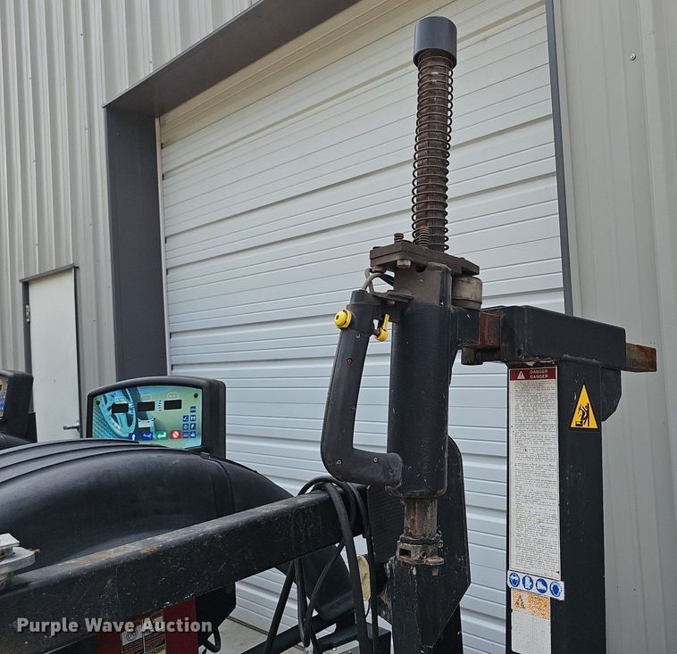 image for item DP0943 (5) tire machines