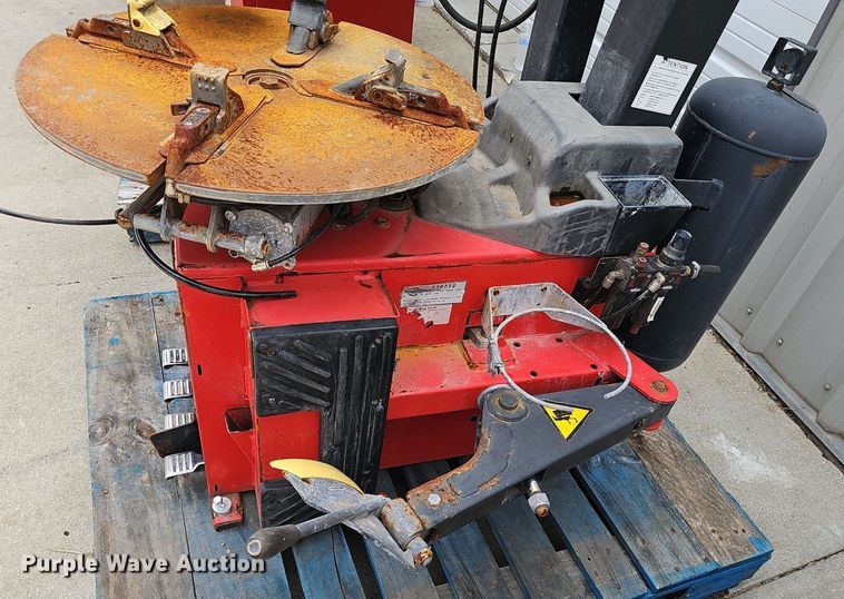 image for item DP0943 (5) tire machines