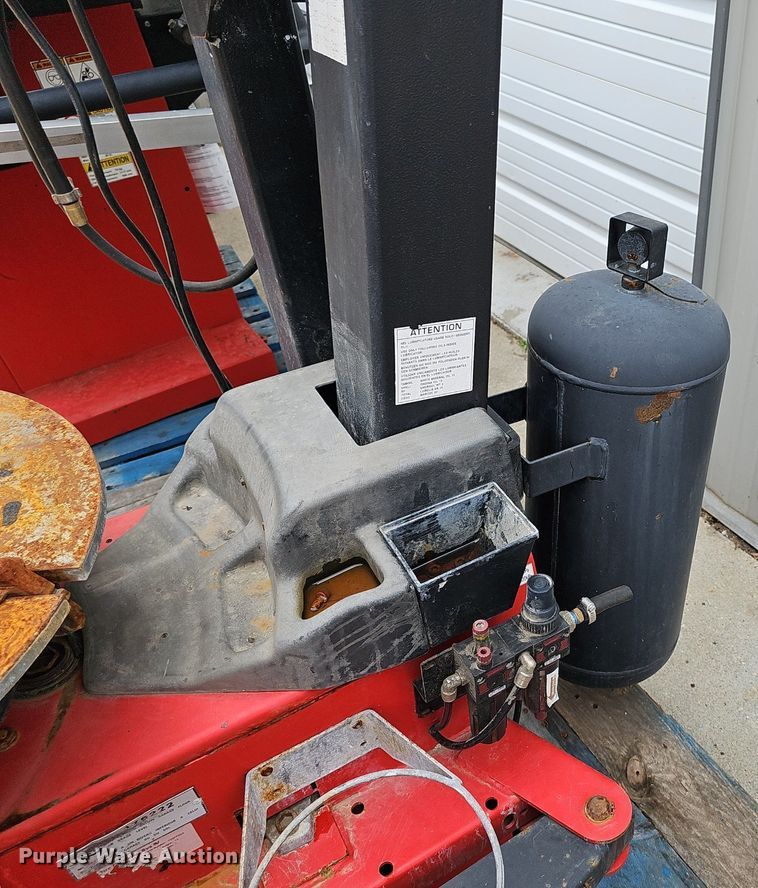 image for item DP0943 (5) tire machines