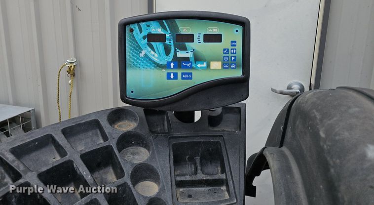 image for item DP0943 (5) tire machines