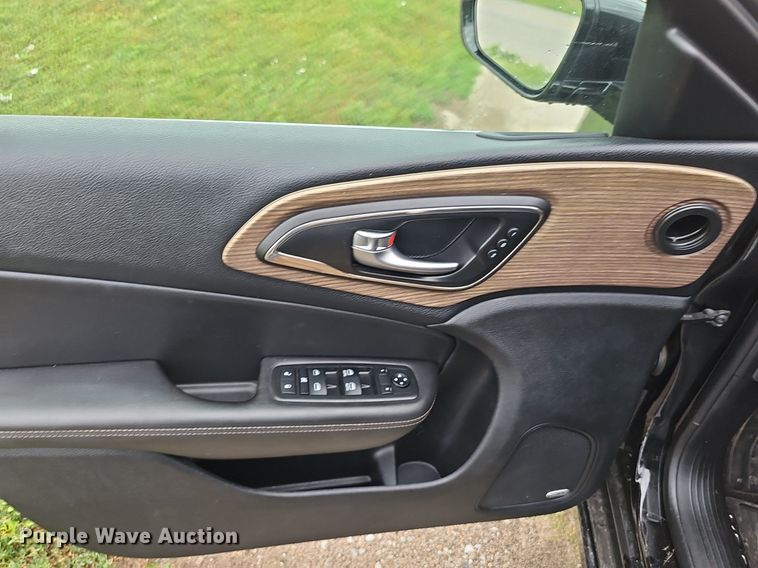 image for item DP0996 2015 Chrysler 200 C 