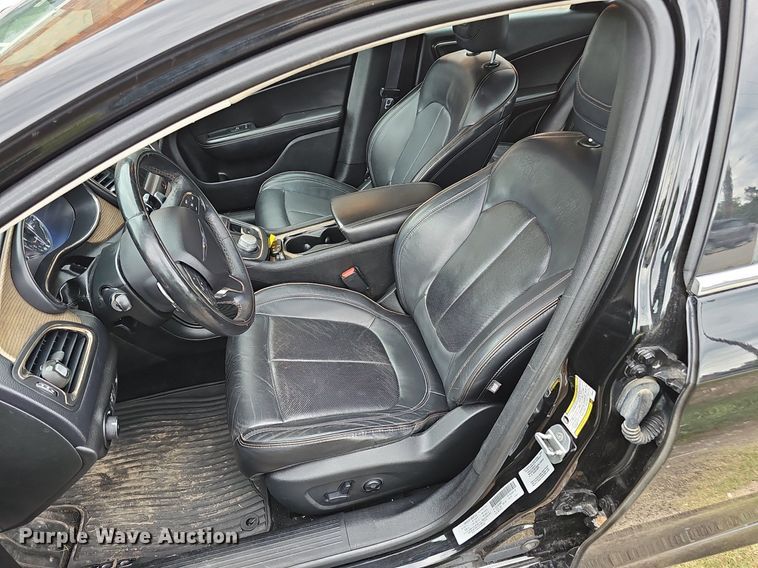 image for item DP0996 2015 Chrysler 200 C 