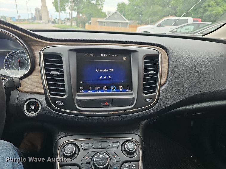 image for item DP0996 2015 Chrysler 200 C 