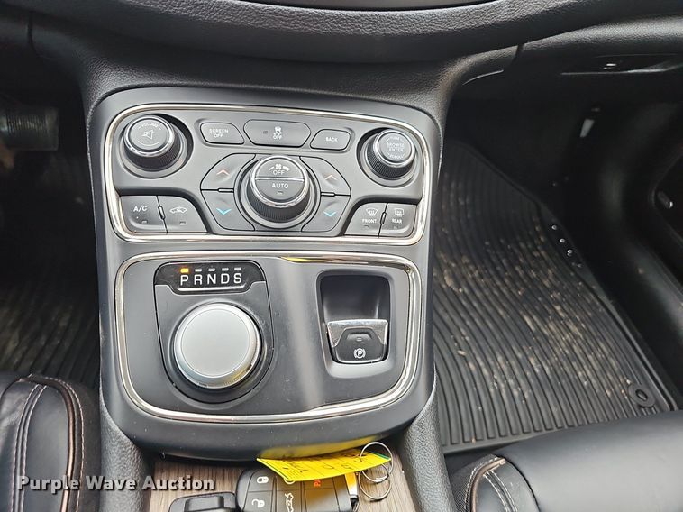 image for item DP0996 2015 Chrysler 200 C 