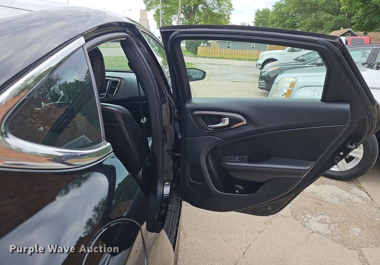 image for item DP0996 2015 Chrysler 200 C 