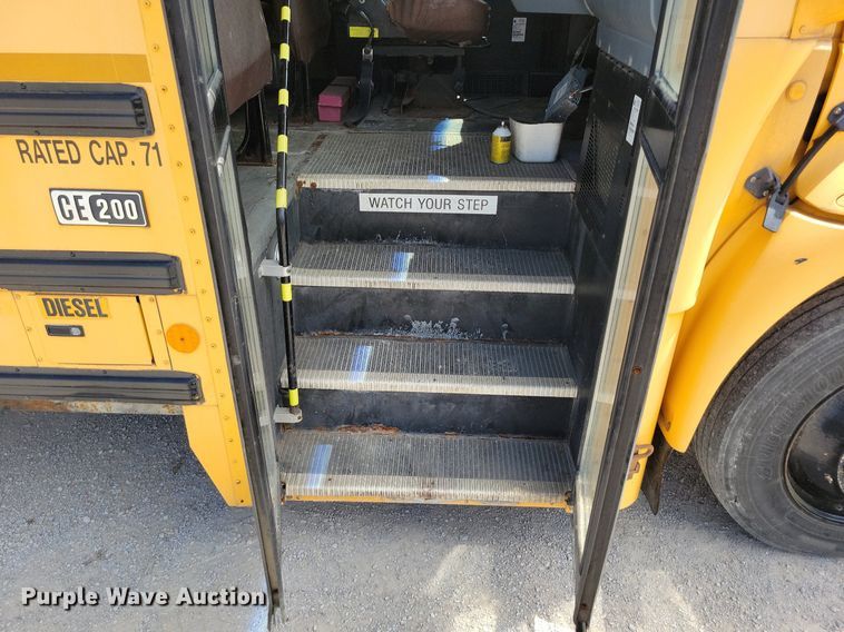 image for item DP1400 2007 International CE200 school bus