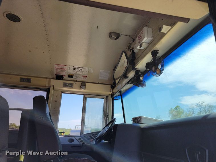 image for item DP1400 2007 International CE200 school bus